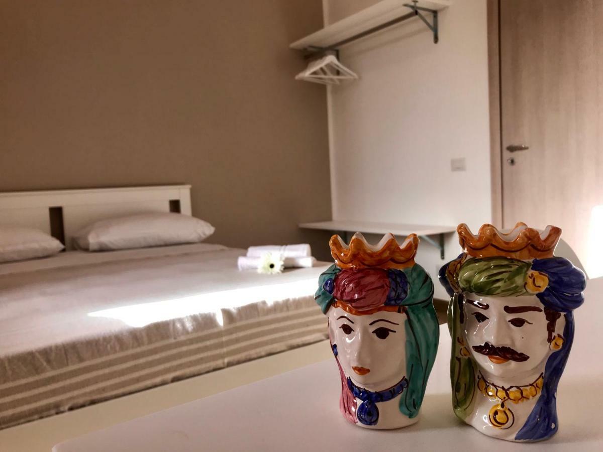 Donnapeppina Siracusa เปลมมิริโอ ภายนอก รูปภาพ
